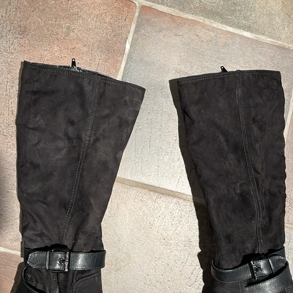 G by Guess Stiletto Black zip up boots 5” heel & strap design Sz 10 - Picture 8 of 9